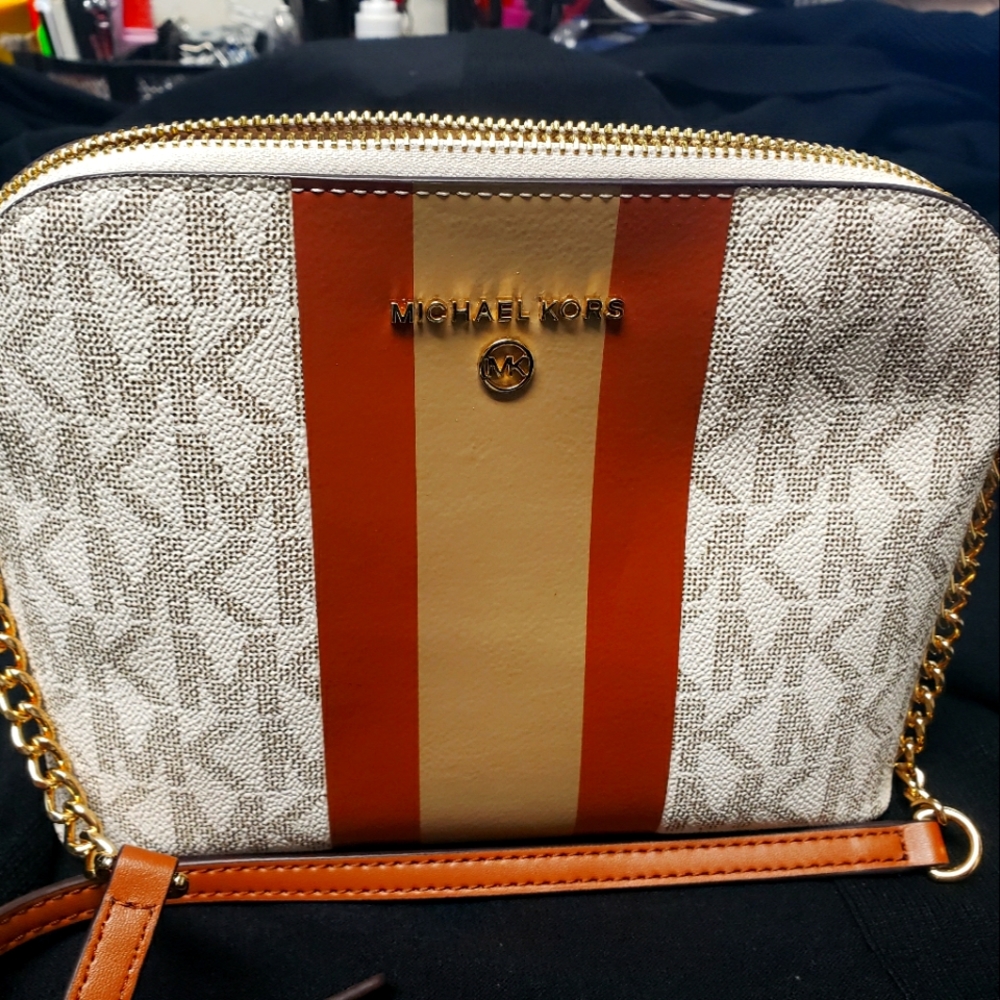 Michael kor crossbody ,white/brown